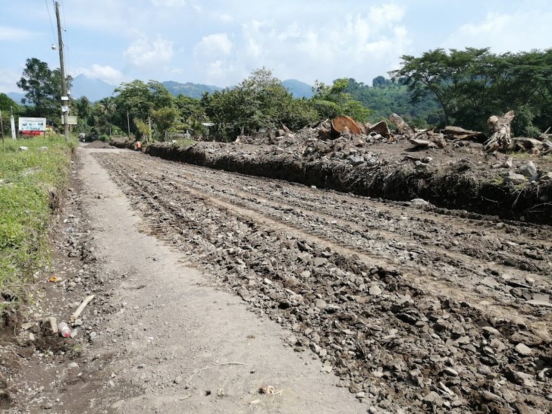 Mejoramiento de Calles y Construcción de Carreteras